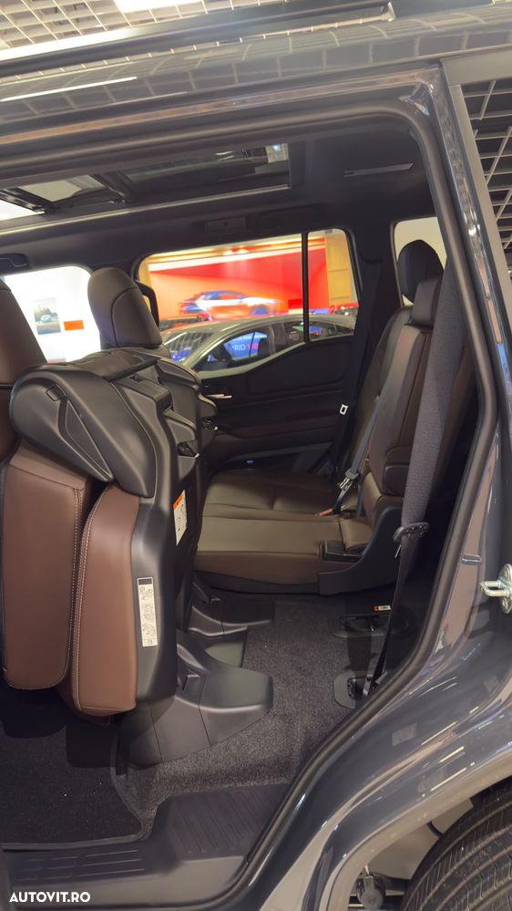Toyota Land Cruiser - 15