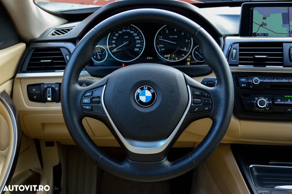 BMW Seria 3 320d Sport-Aut. Luxury Line - 34