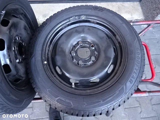 5x112x66,6 5,5Jx15 ET46 Koął Mini z czujnikami ciśnienia zimowe - 17