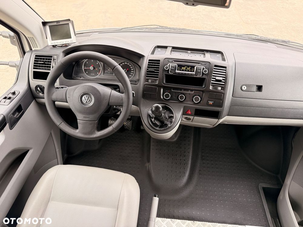 Volkswagen Transporter T5 - 8