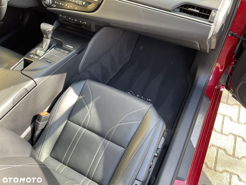 Lexus ES 300h Prestige - 22
