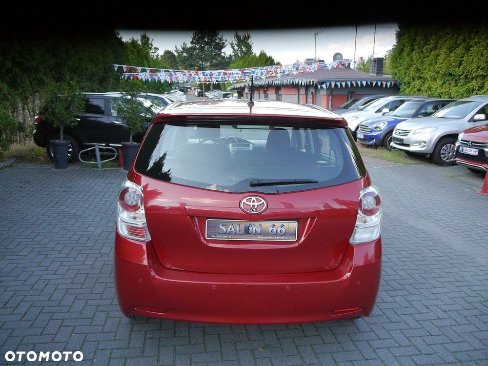 Toyota Verso 1.6 - 12