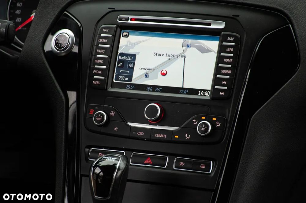 Ford Mondeo 2.0 EcoBoost Titanium S - 18