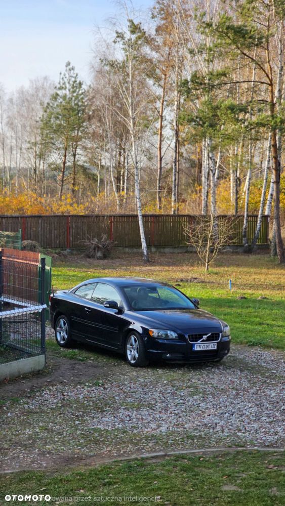 Volvo C70 2.0D Momentum - 24