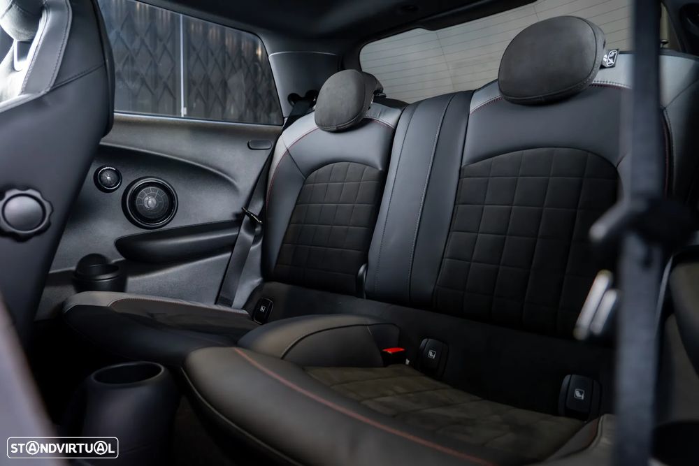 MINI 3 Portas John Cooper Works Plus Auto Desportiva - 27