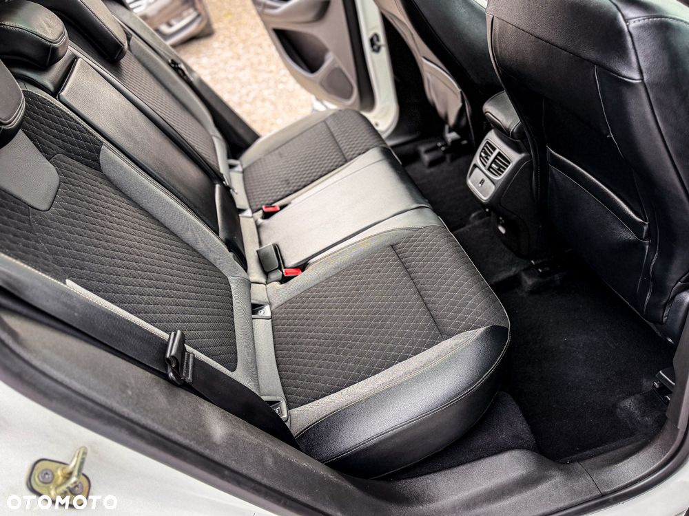 Opel Grandland X 1.2 Start/Stop Business Elegance - 24