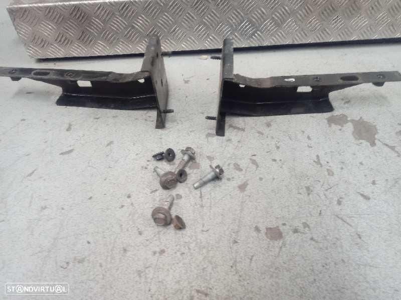 REFORÇO PARA-CHOQUES TRASEIRO CHRYSLER VOYAGER IV 2006 - - 1