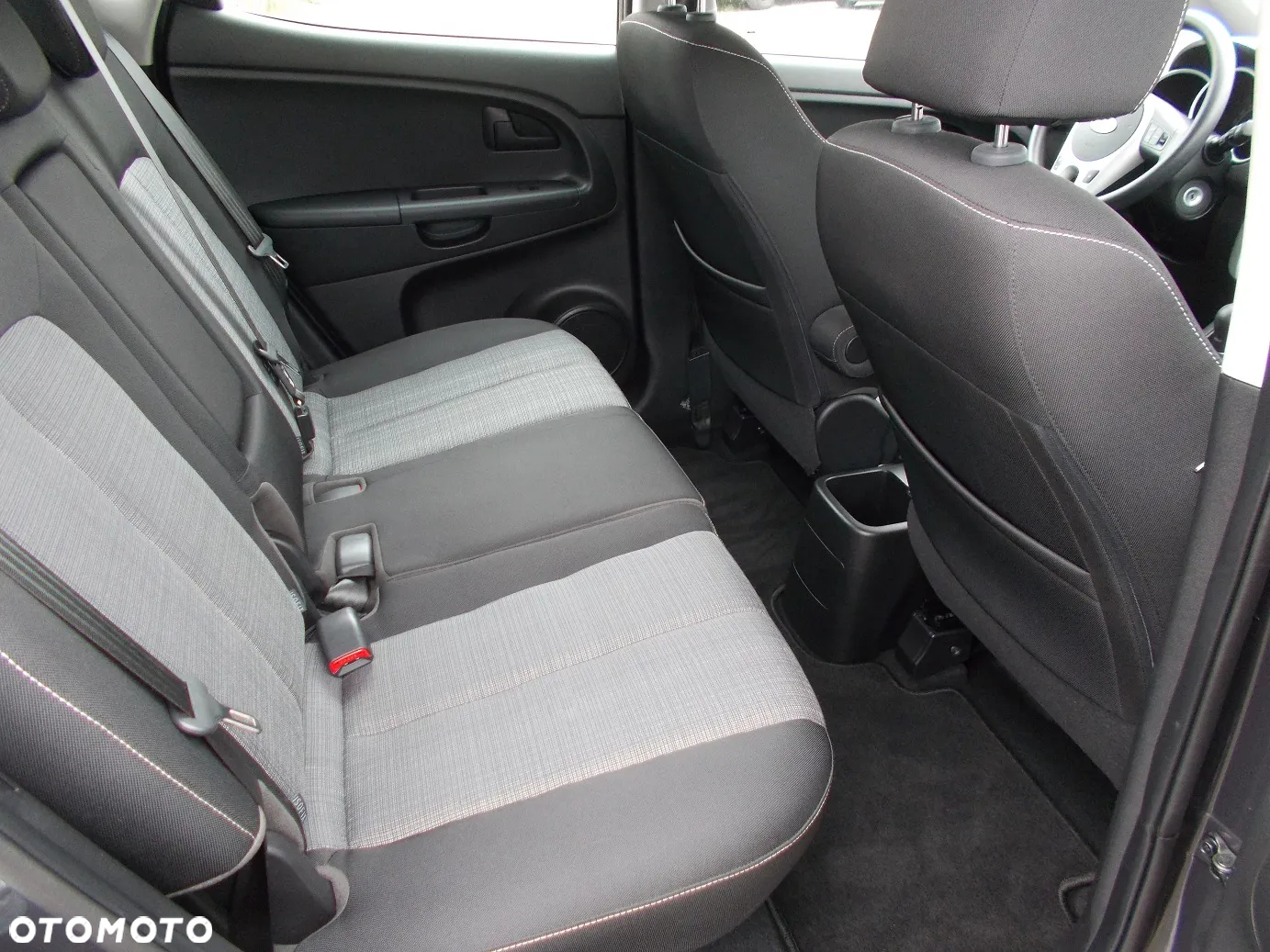 Kia Venga 1.6 M - 14
