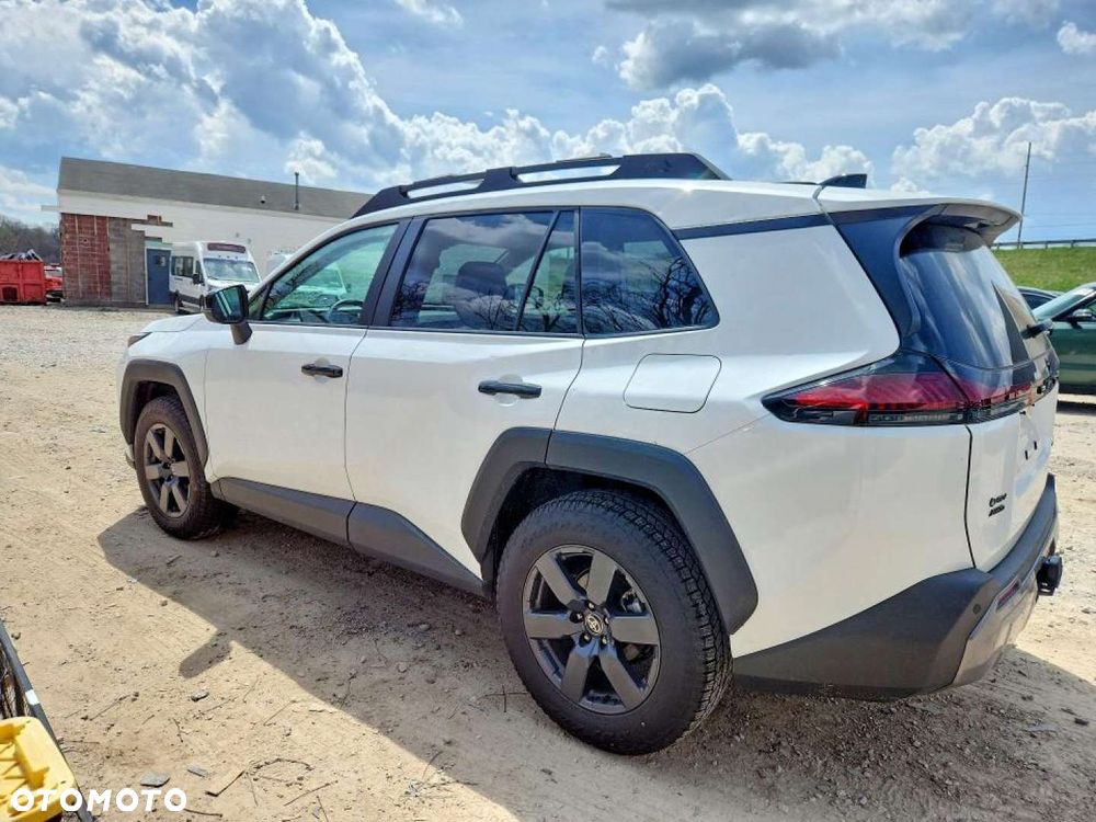 Toyota RAV4 - 6