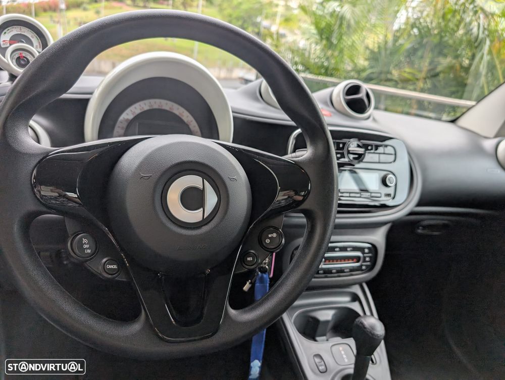 Smart ForTwo Coupé EQ passion - 8
