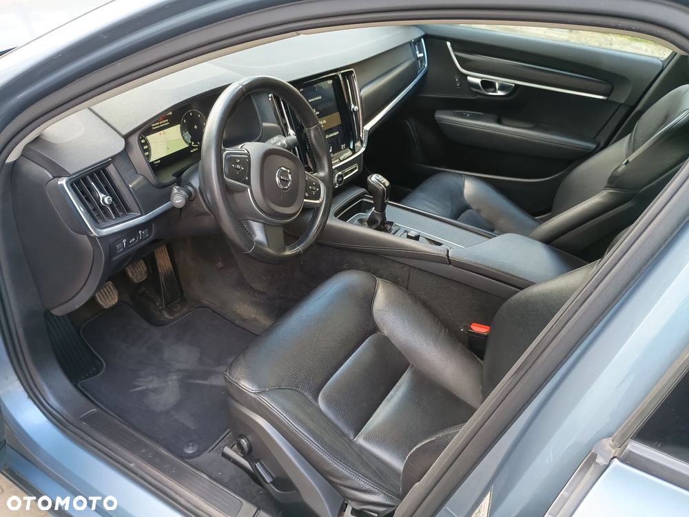 Volvo V90 D3 - 8