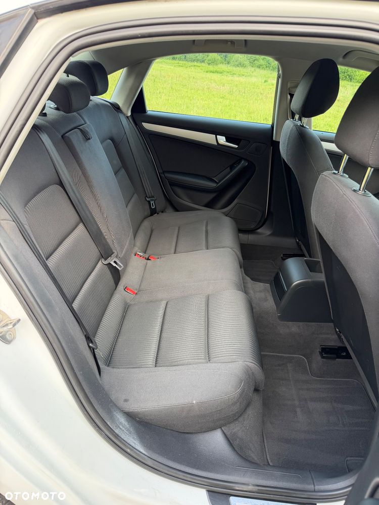 Audi A4 Limousine 1.8 TFSI Ambiente - 11