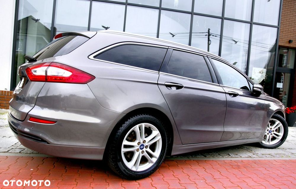 Ford Mondeo - 28
