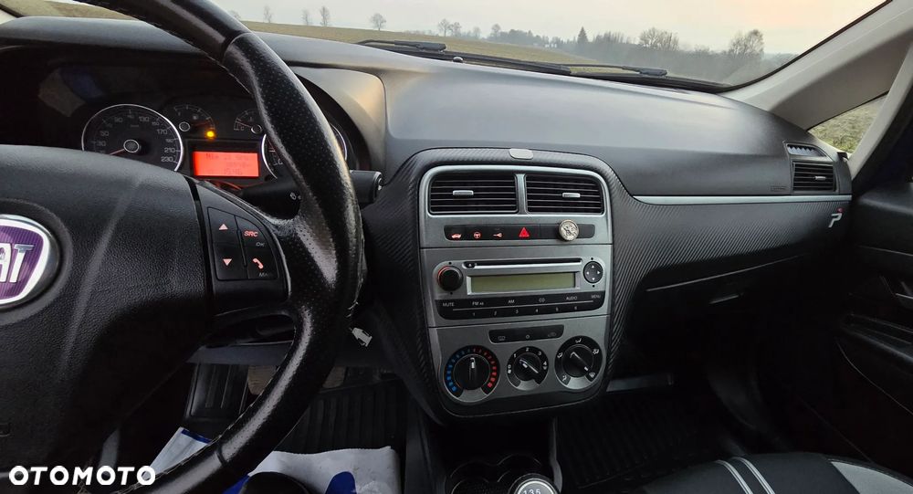 Fiat Punto 1.4 16V Emotion - 14