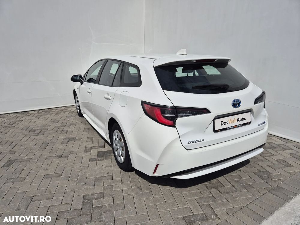 Toyota Corolla 1.8 HSD Active - 3