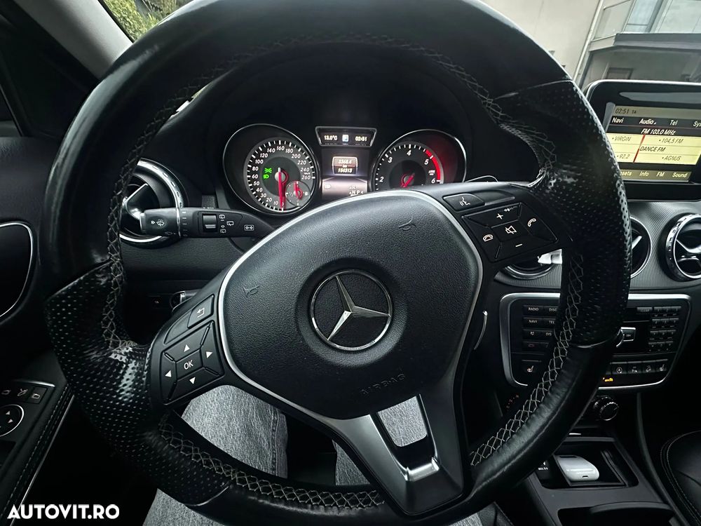 Mercedes-Benz GLA - 7