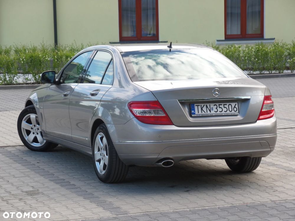 Mercedes-Benz Klasa C 220 CDI Elegance - 15
