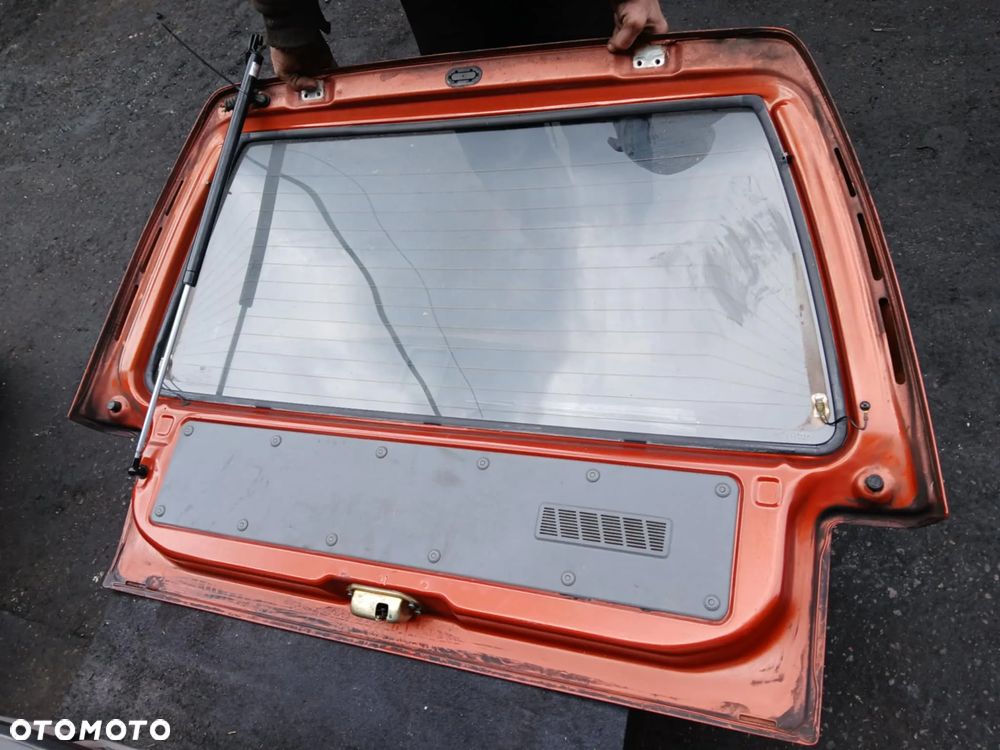 Daewoo Tico klapa bagażnika - 4
