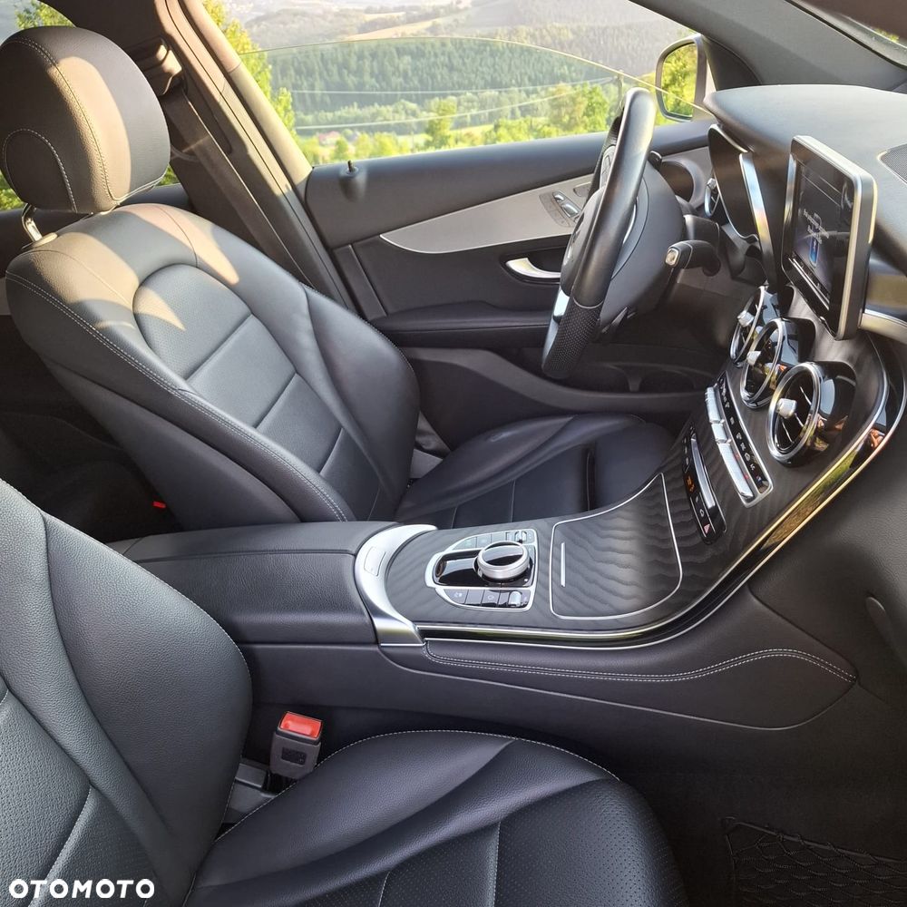 Mercedes-Benz GLC - 14