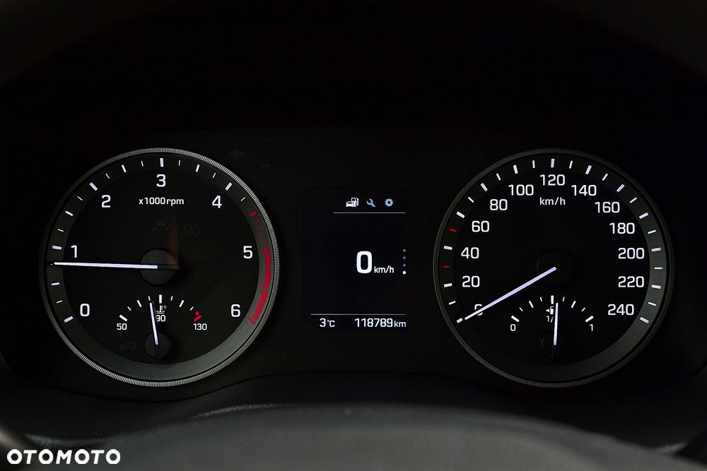 Hyundai Tucson blue 1.7 CRDi 2WD Passion - 16