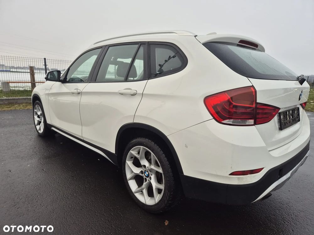 BMW X1 sDrive18d xLine - 5