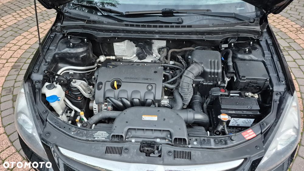 Hyundai i30 1.4 Comfort EU5 - 21