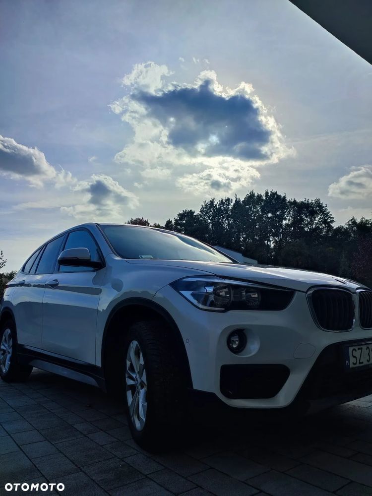 BMW X1 sDrive18d - 9