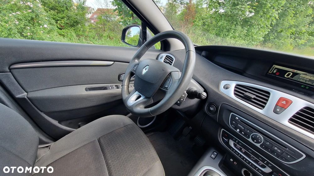Renault Scenic 1.4 16V TCE Privilege - 27