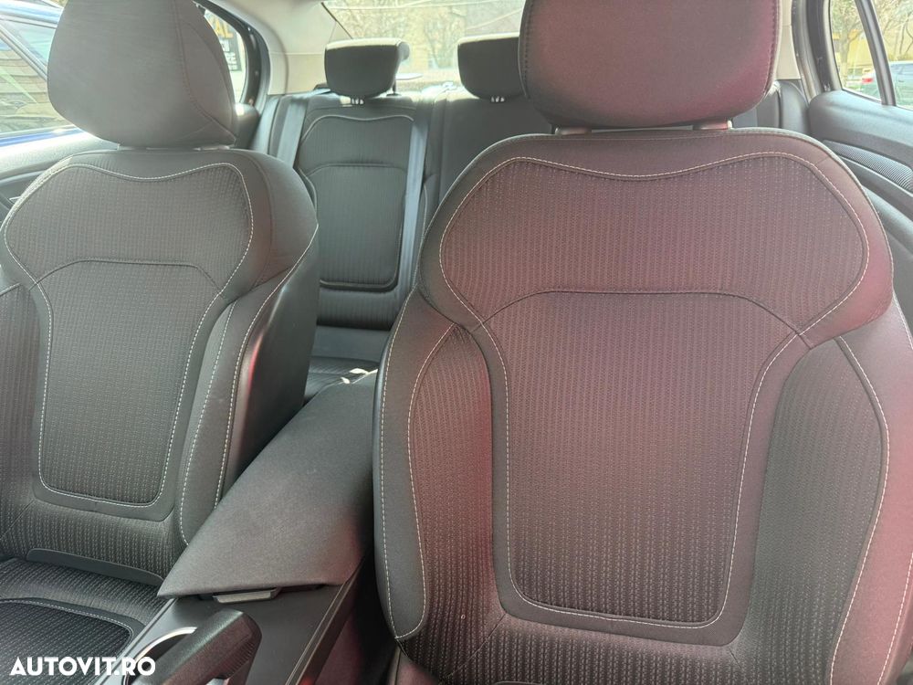 Renault Megane TCe GPF EDC Intens - 6