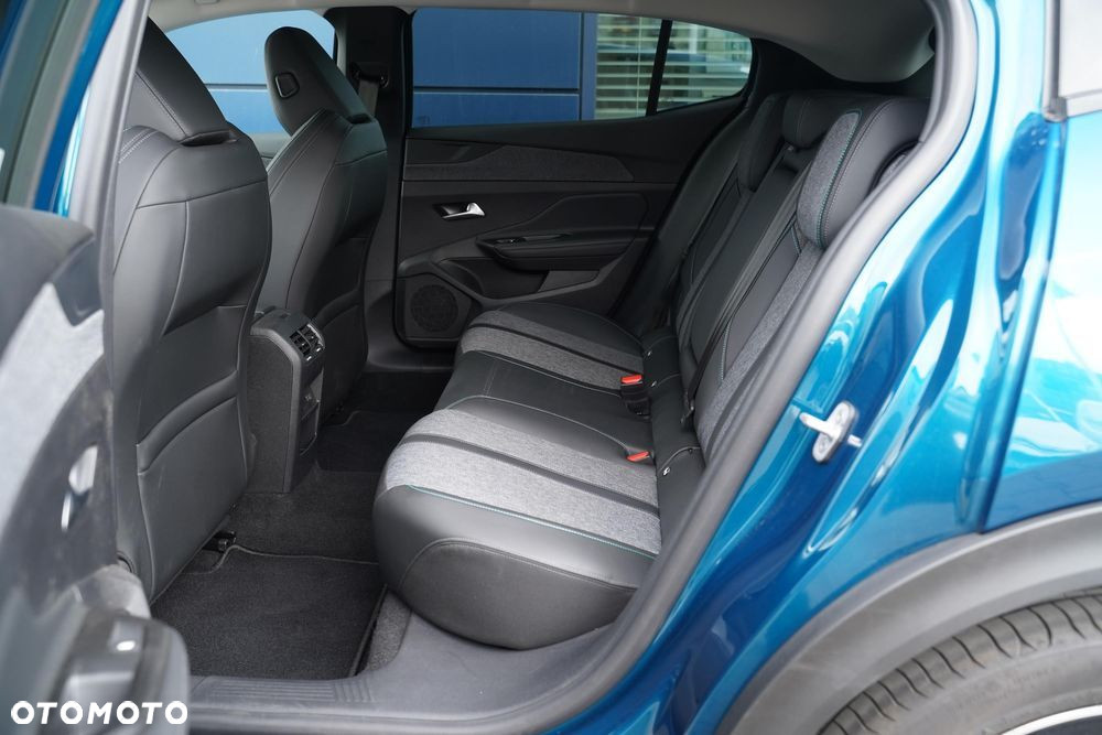 Peugeot 408 1.2 PureTech mHEV Allure S&S e-DSC6 - 9