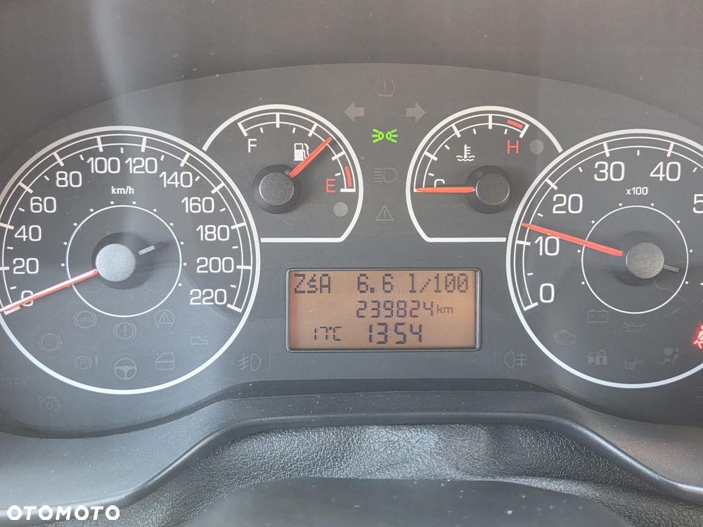 Fiat Grande Punto - 27