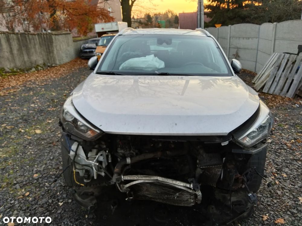 Hyundai Tucson blue 1.7 CRDi 2WD Trend - 2