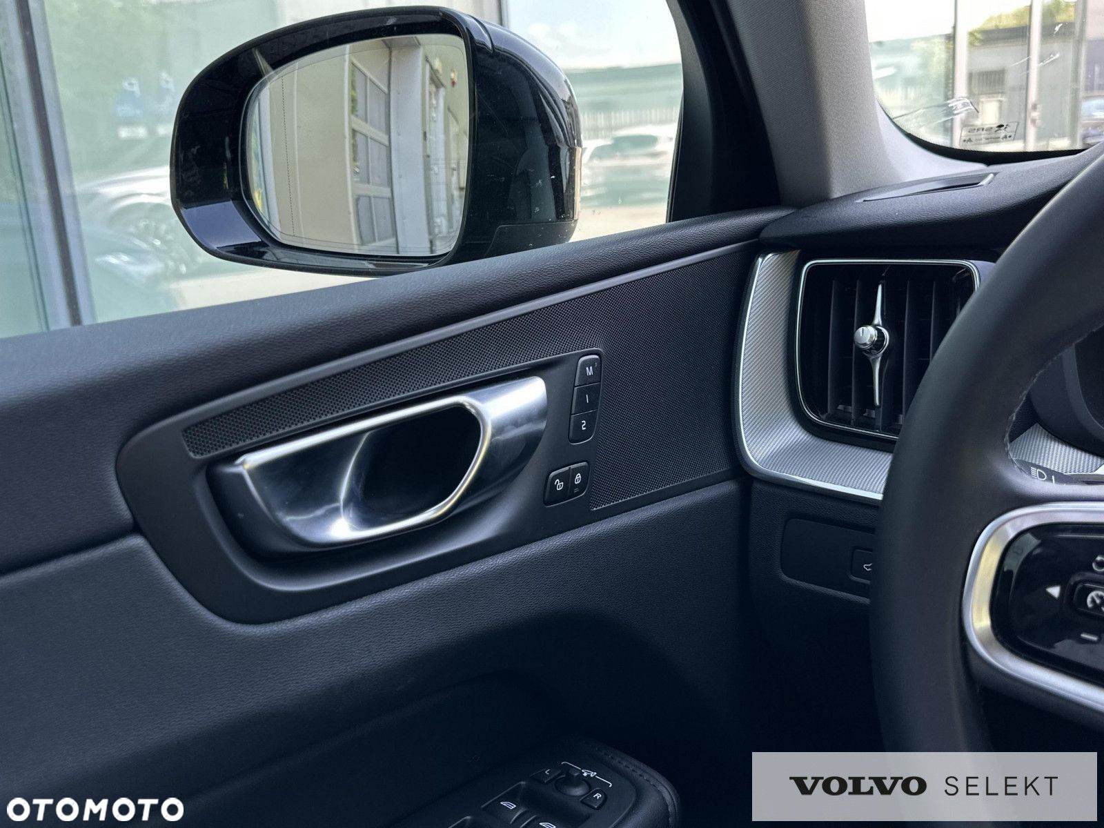 Volvo XC 60 - 32