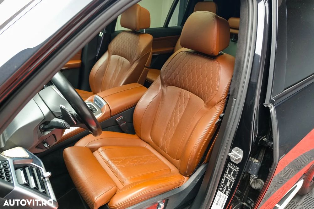 BMW X7 xDrive40d MHEV - 24