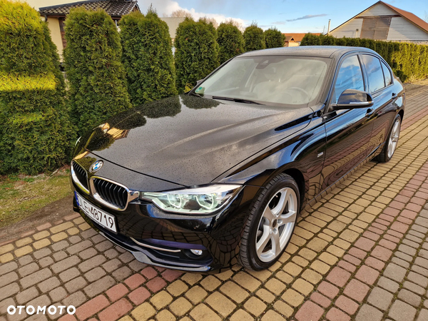 BMW Seria 3 320d MHEV Sport Line sport