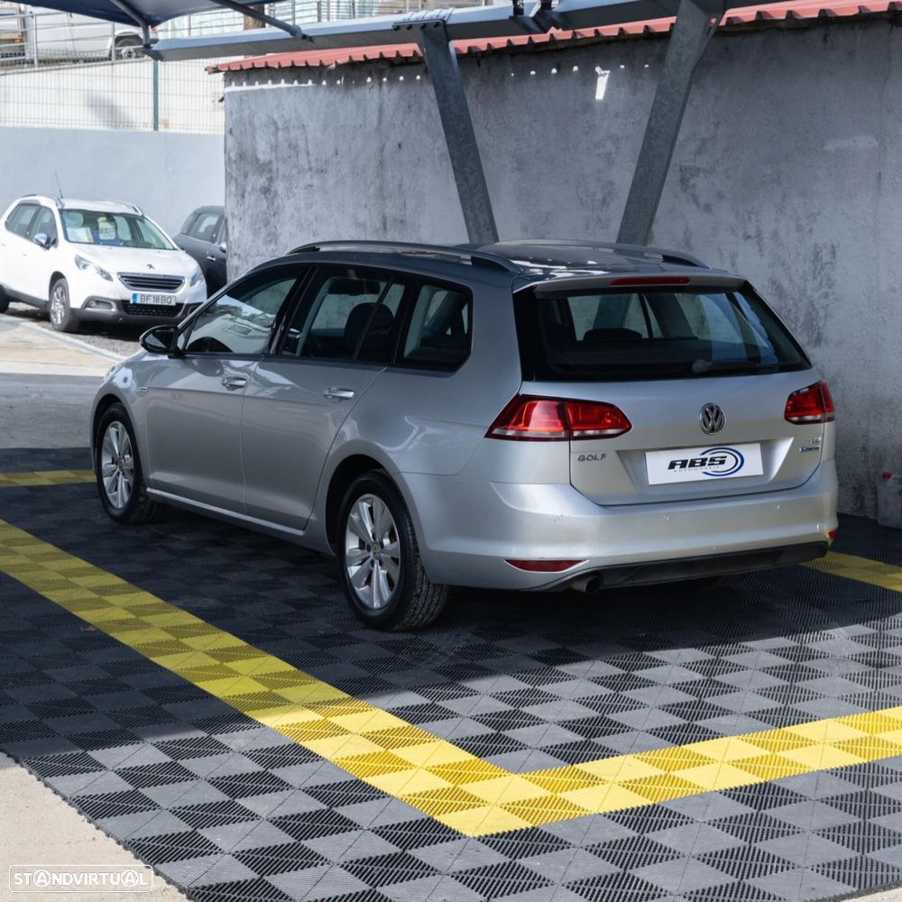 VW Golf Variant 1.6 TDi BlueMotion Confortline - 4