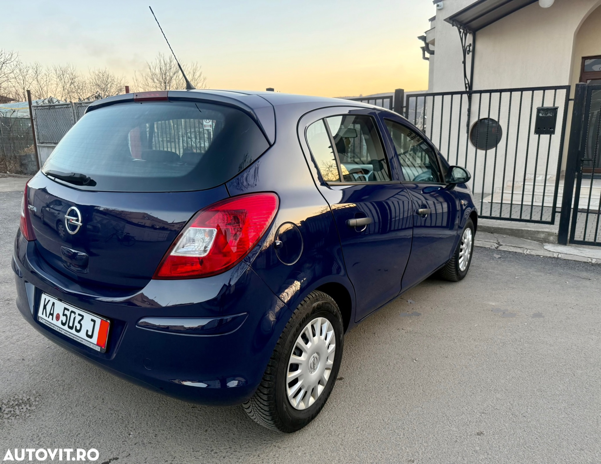 Opel Corsa 1.2 Enjoy - 19