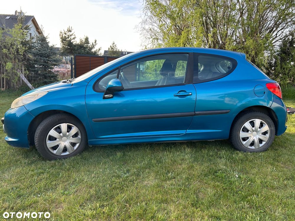 Peugeot 207 1.4 16V Trendy - 4