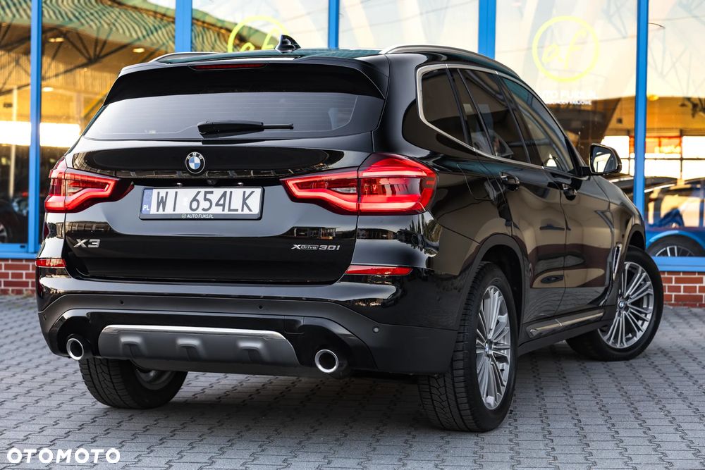 BMW X3 xDrive30i Luxury Line - 10