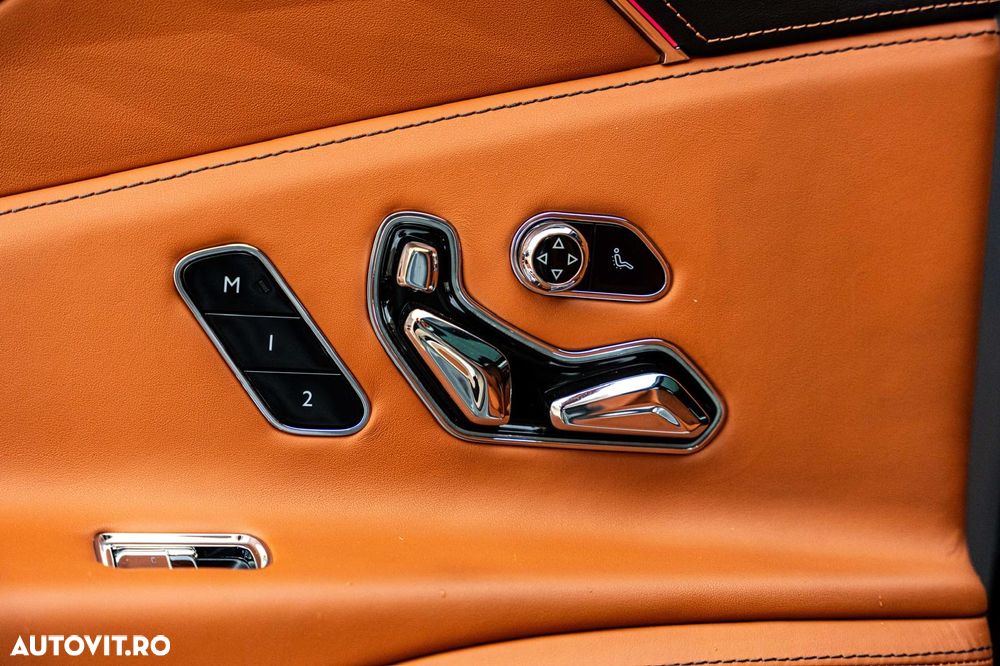 Bentley Flying Spur - 17