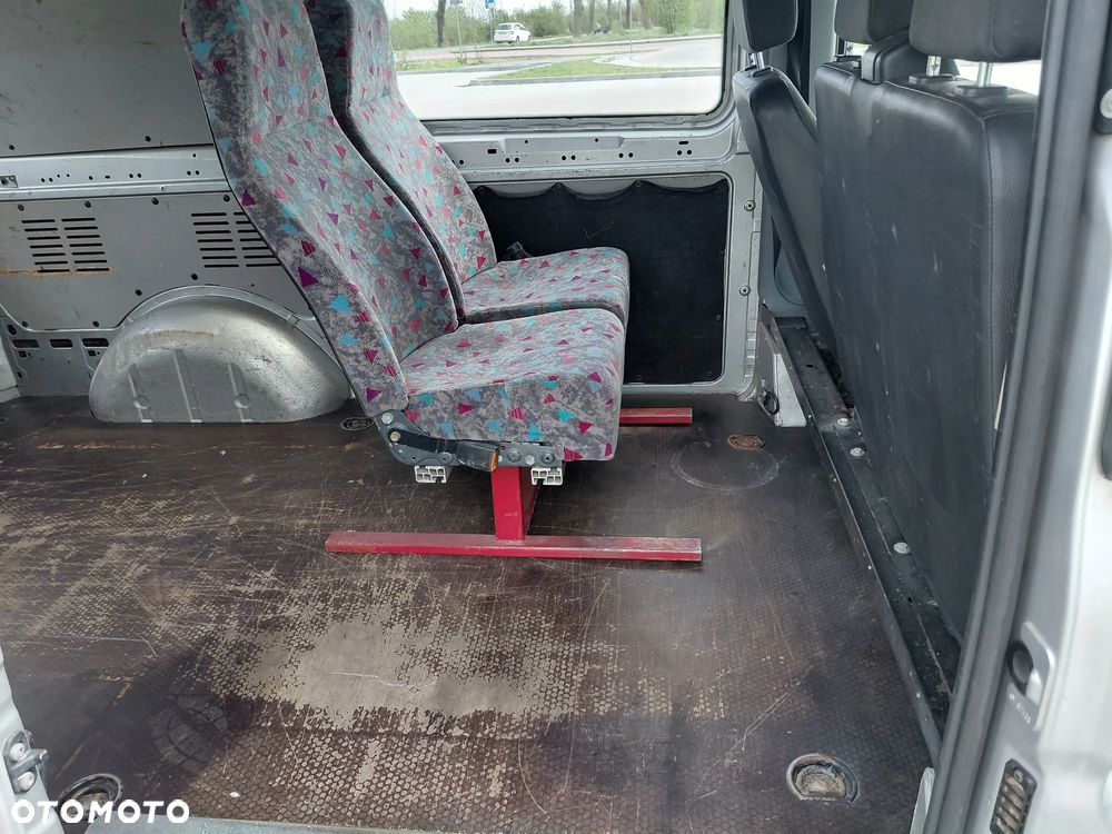 Mercedes-Benz VITO - 12