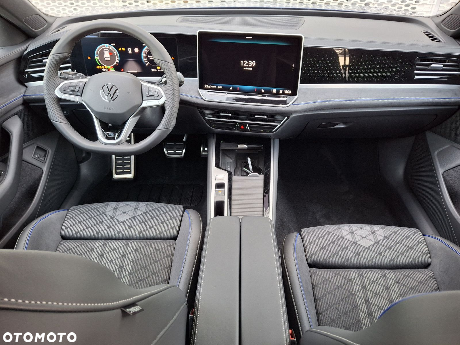 Volkswagen Passat - 19