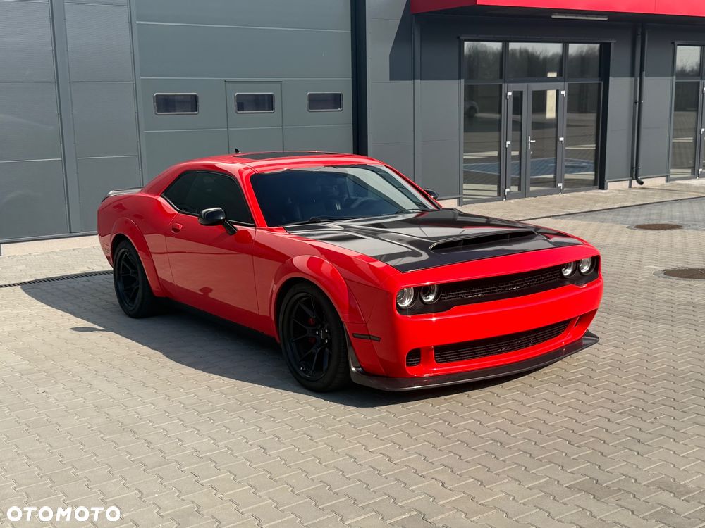 Dodge Challenger - 15