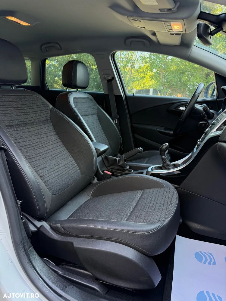 Opel Astra 1.6 CDTI DPF ecoFLEX Sports TourerStart/Stop Selection - 14