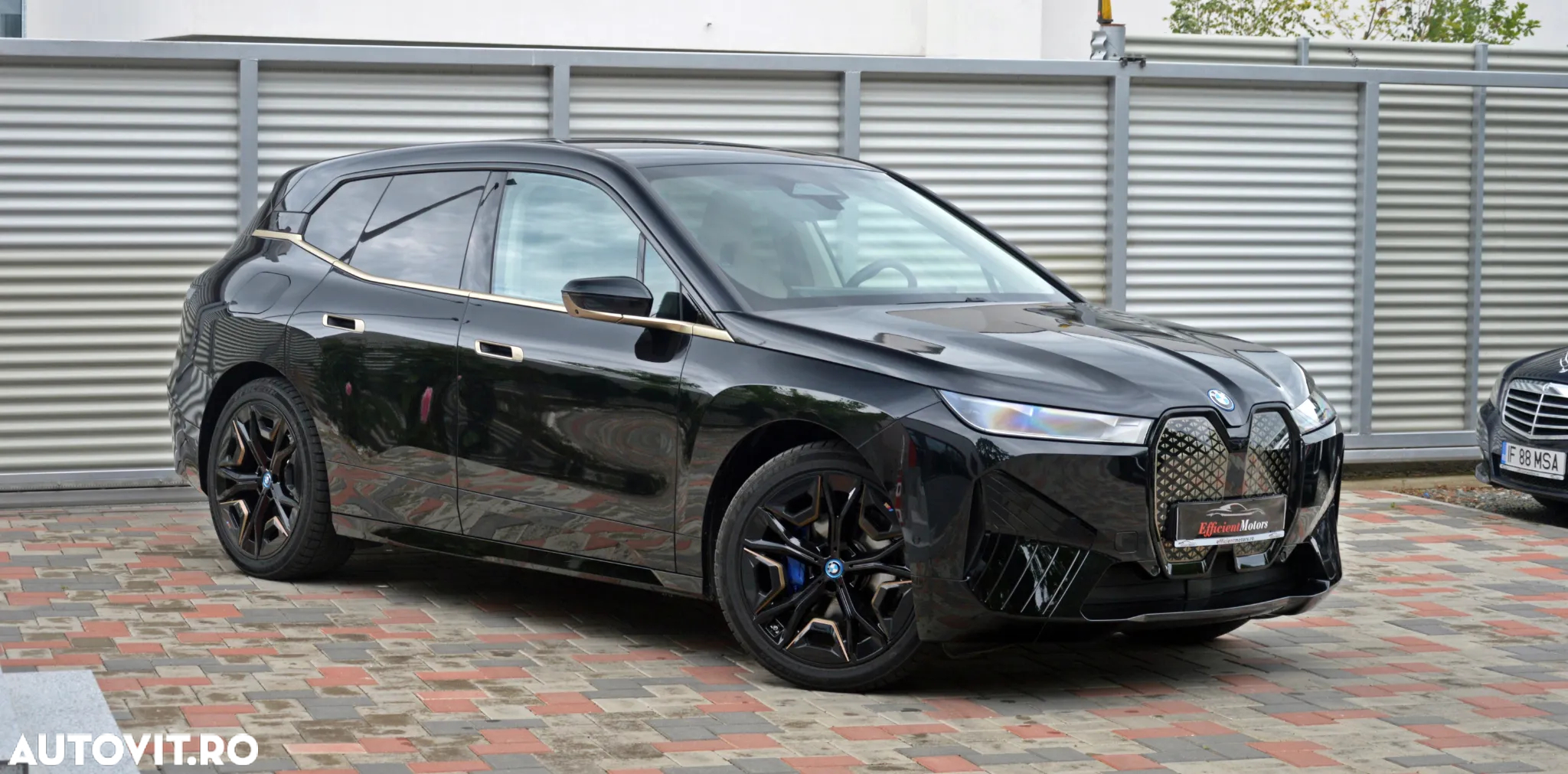 BMW iX xDrive40 - 12