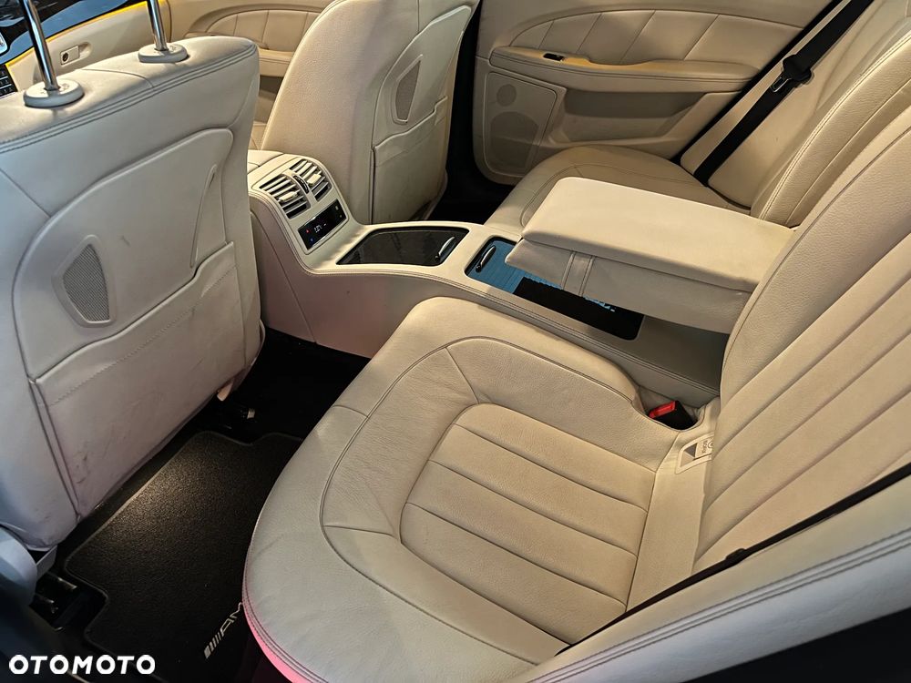 Mercedes-Benz CLS - 29