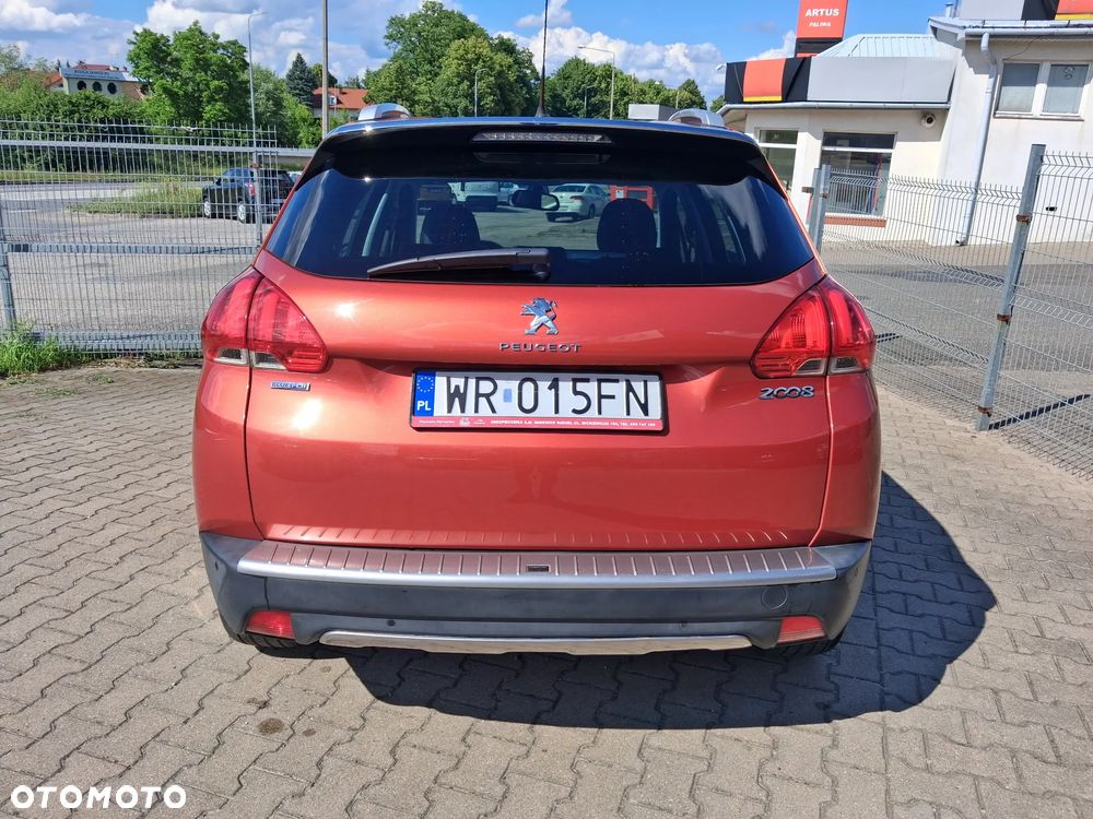 Peugeot 2008 1.6 BlueHDi Allure S&S - 5