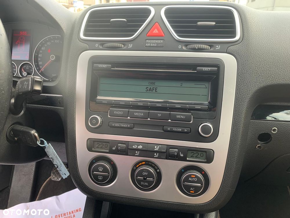 Volkswagen Eos 2.0 TDI DPF BlueMotion Technology Exclusive - 24