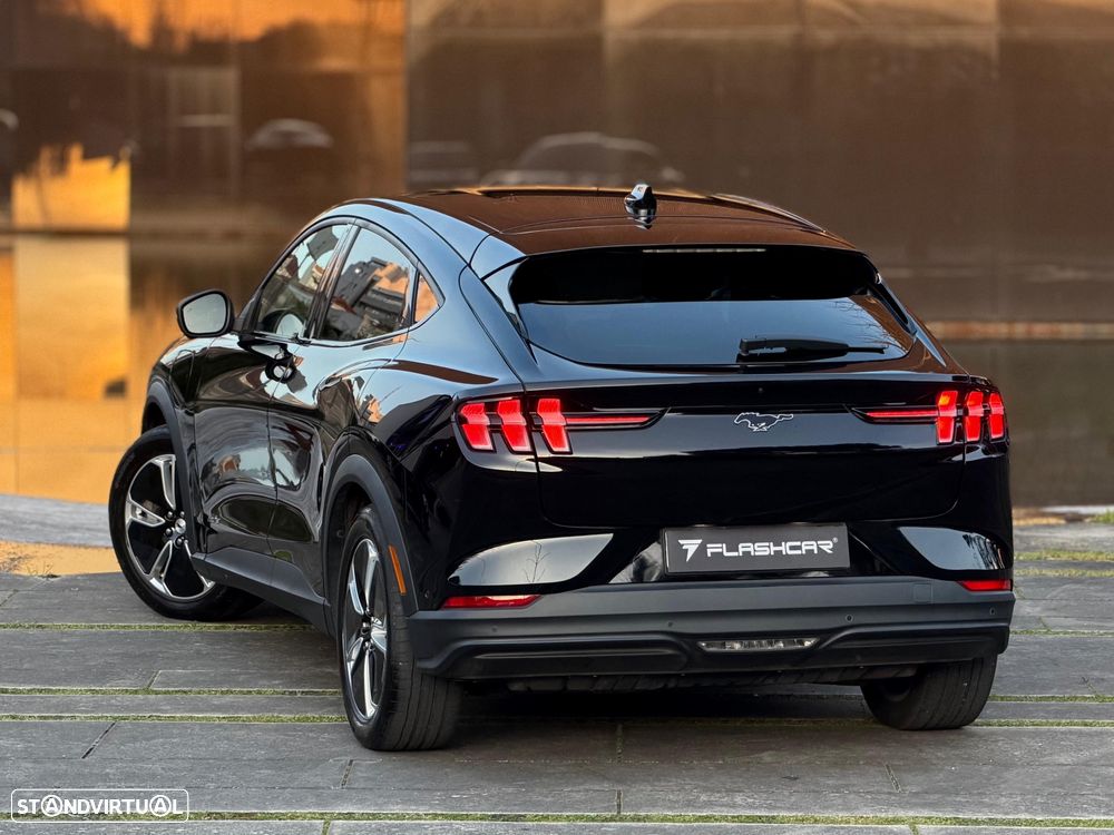 Ford Mustang Mach-E Standard - 19