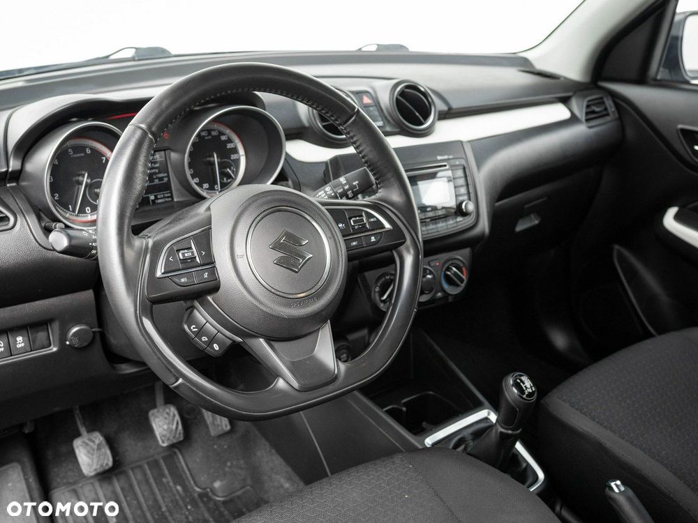 Suzuki Swift - 7